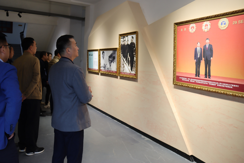 展览馆里面1.jpg