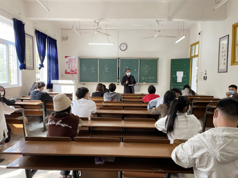 1668435115133082803.jpg 建筑系1.jpg