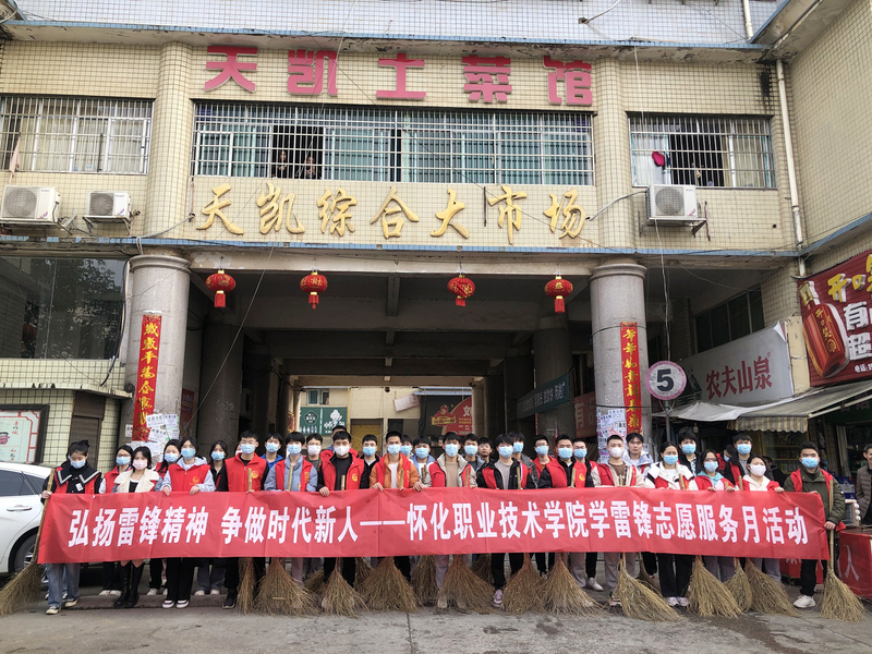 1678015940291058768.jpg 7.jpg